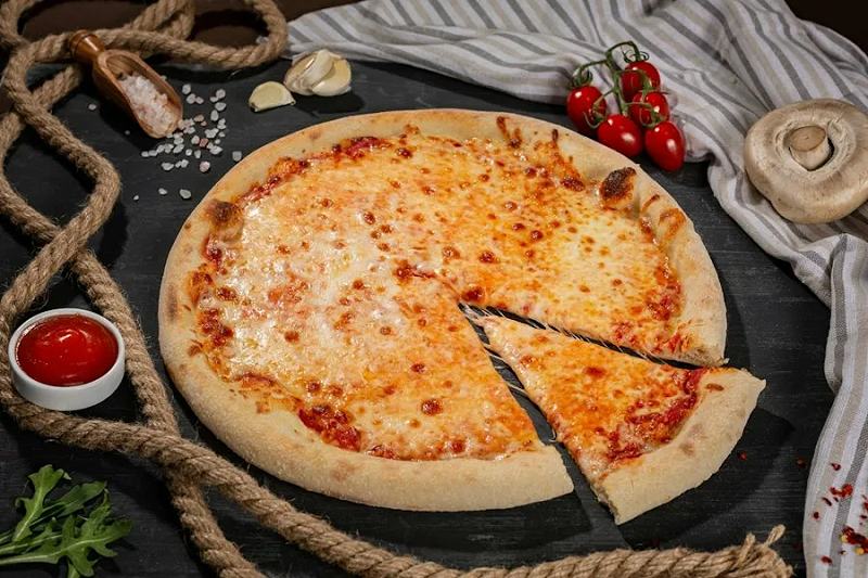 Pizza Margherita M