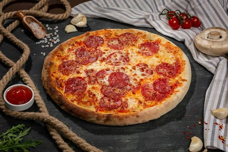 Pizza Salami L